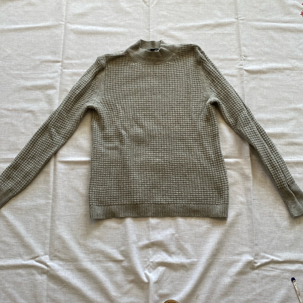 Banana Republic Sweater M